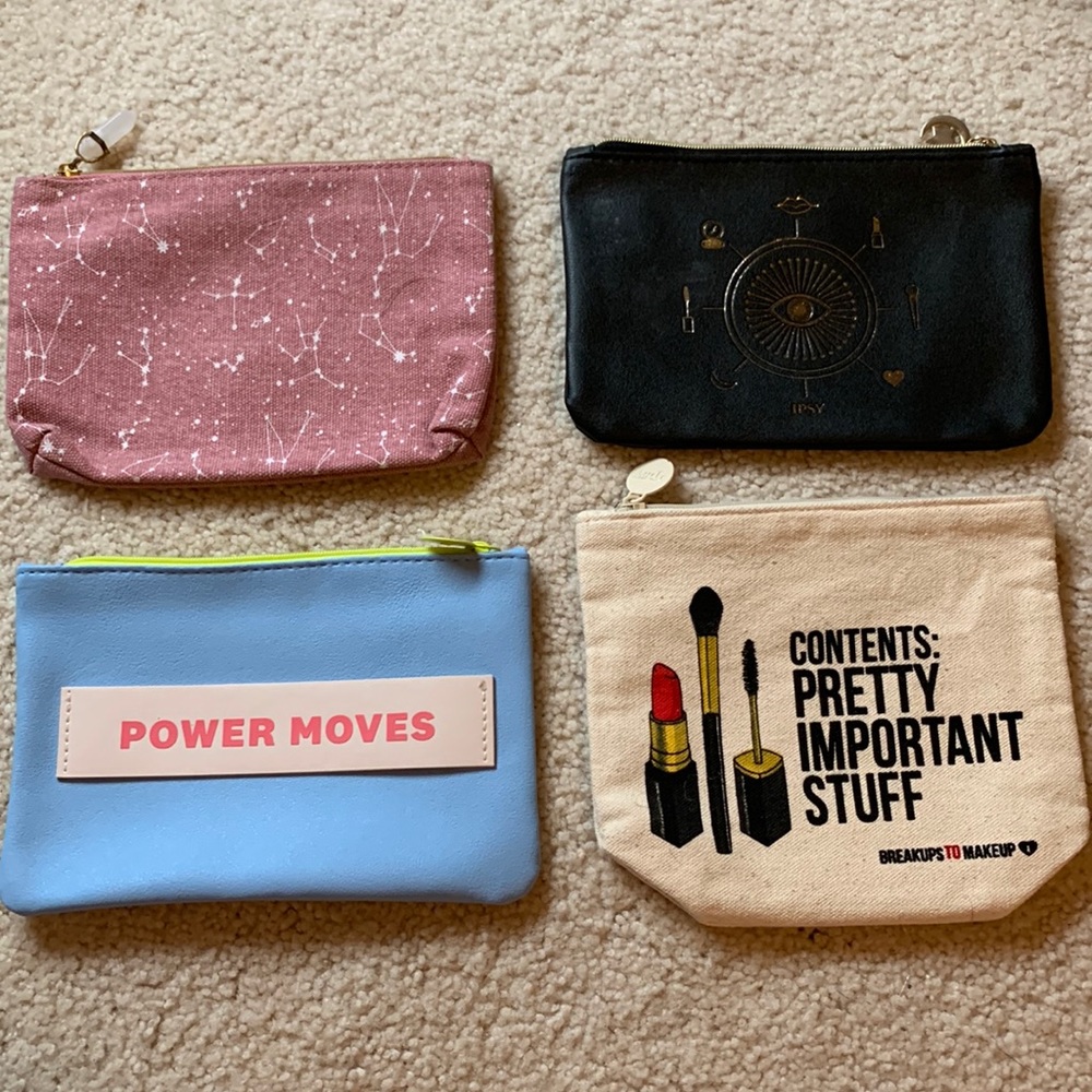 small cosmetic bags
